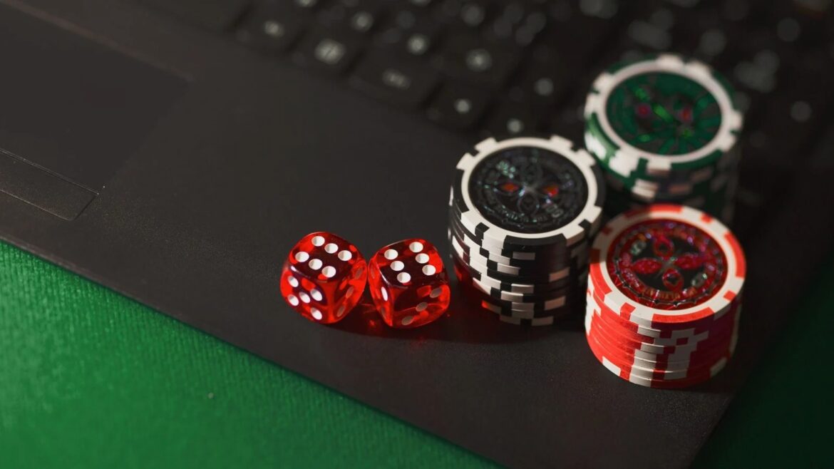 Playing online slots – Tips on managing your bankroll